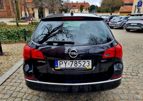 Opel Astra cena 24500 przebieg: 272000, rok produkcji 2013 z Poznań małe 326